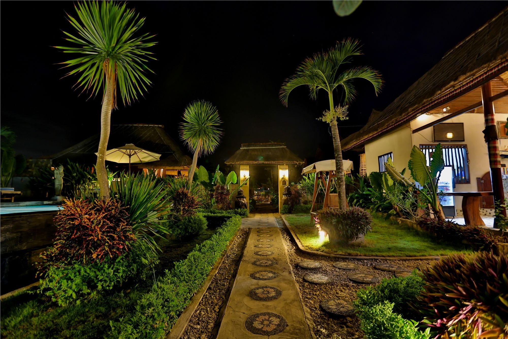 Sunset Coin Lembongan Holiday park
